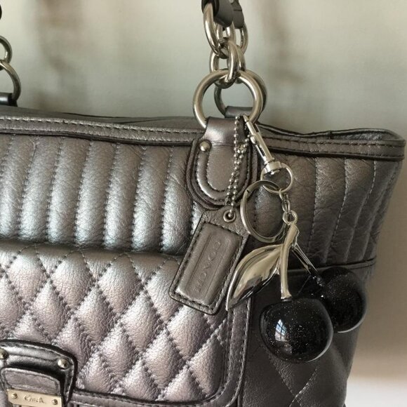 Coach Silver Platinum Quilted Leather Bag Tote Shoulder Bag w/Black Cherry Charm - Picture 2 of 11